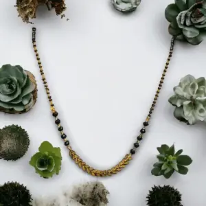 Minimalist Mangal sutra with Black Beads and Sleek Gold