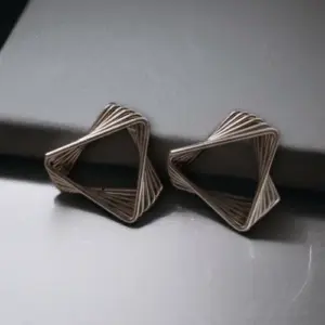 Twisted Elegance Geometric Earrings