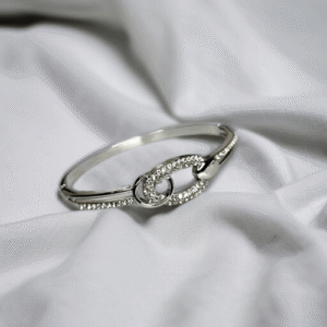 Anti Tarnish Midnight Luster Loop Bracelet