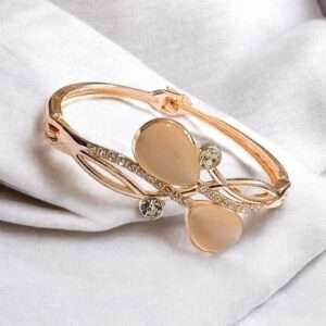 Blush Bloom Bracelet